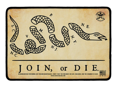 Join or Die Cleaning Mat